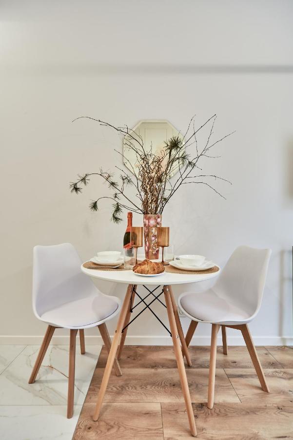 Superapart Marywilska 68B 바르샤바 외부 사진